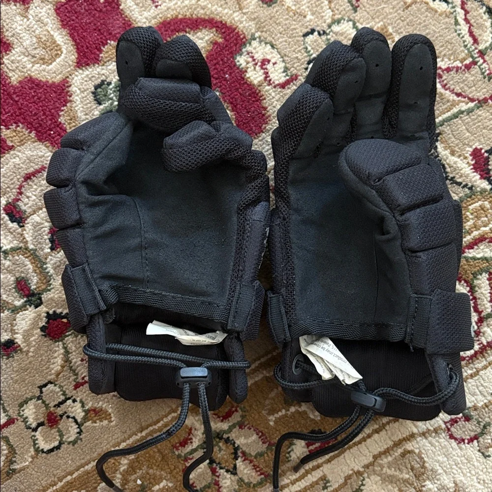 Warrior Lacrosse Gloves - Picture 2 of 2